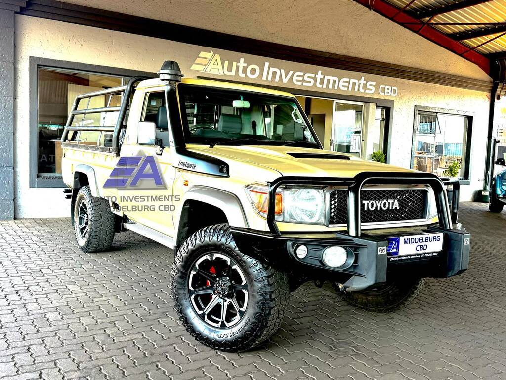 TOYOTA LAND CRUISER 79